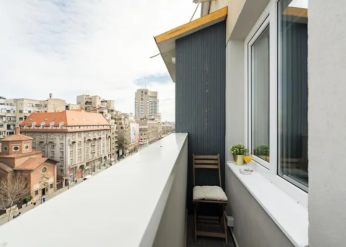 Апартаменти Stylish 1br Cosy Flat - Center *