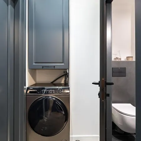 Apartament Stylish 1br Cosy Flat - Center