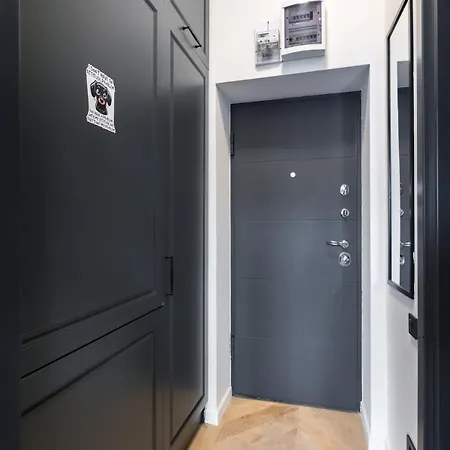Apartament Stylish 1br Cosy Flat - Center